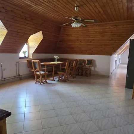 Csaladfa Vendeghaz Sagvar